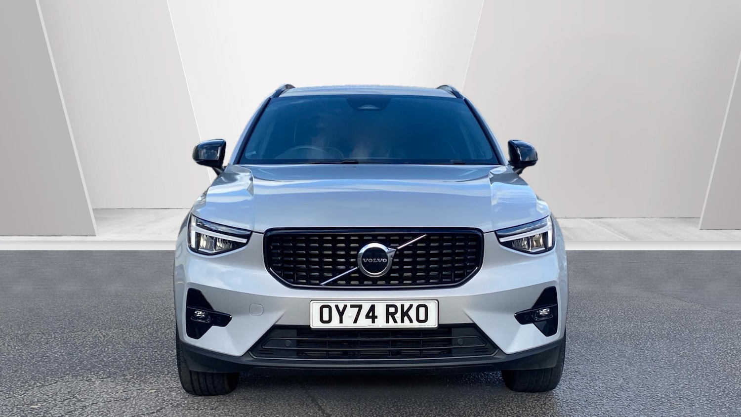 Used Volvo XC40 2024 for sale - 76653263: Photo 8