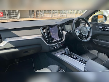 Used Volvo XC60 2021 for sale - 75381358: Photo