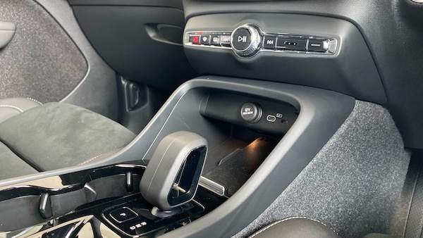 Used Volvo XC40 2024 for sale - 75381356: Photo 14