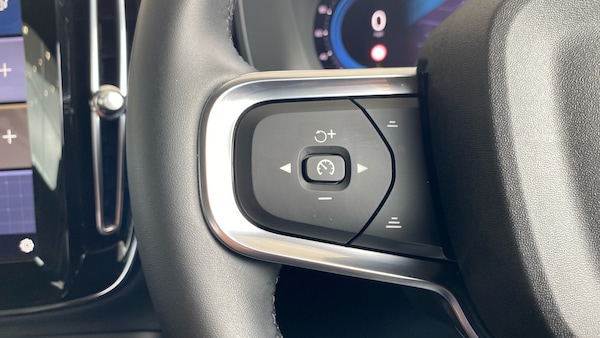 Used Volvo XC40 2024 for sale - 75381356: Photo 18