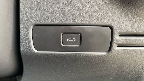 Used Volvo XC40 2024 for sale - 75381356: Photo 39