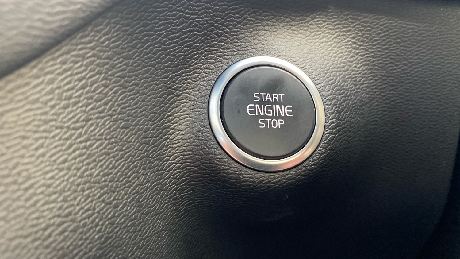 Used Volvo XC40 2021 for sale - 76653193: Photo 22