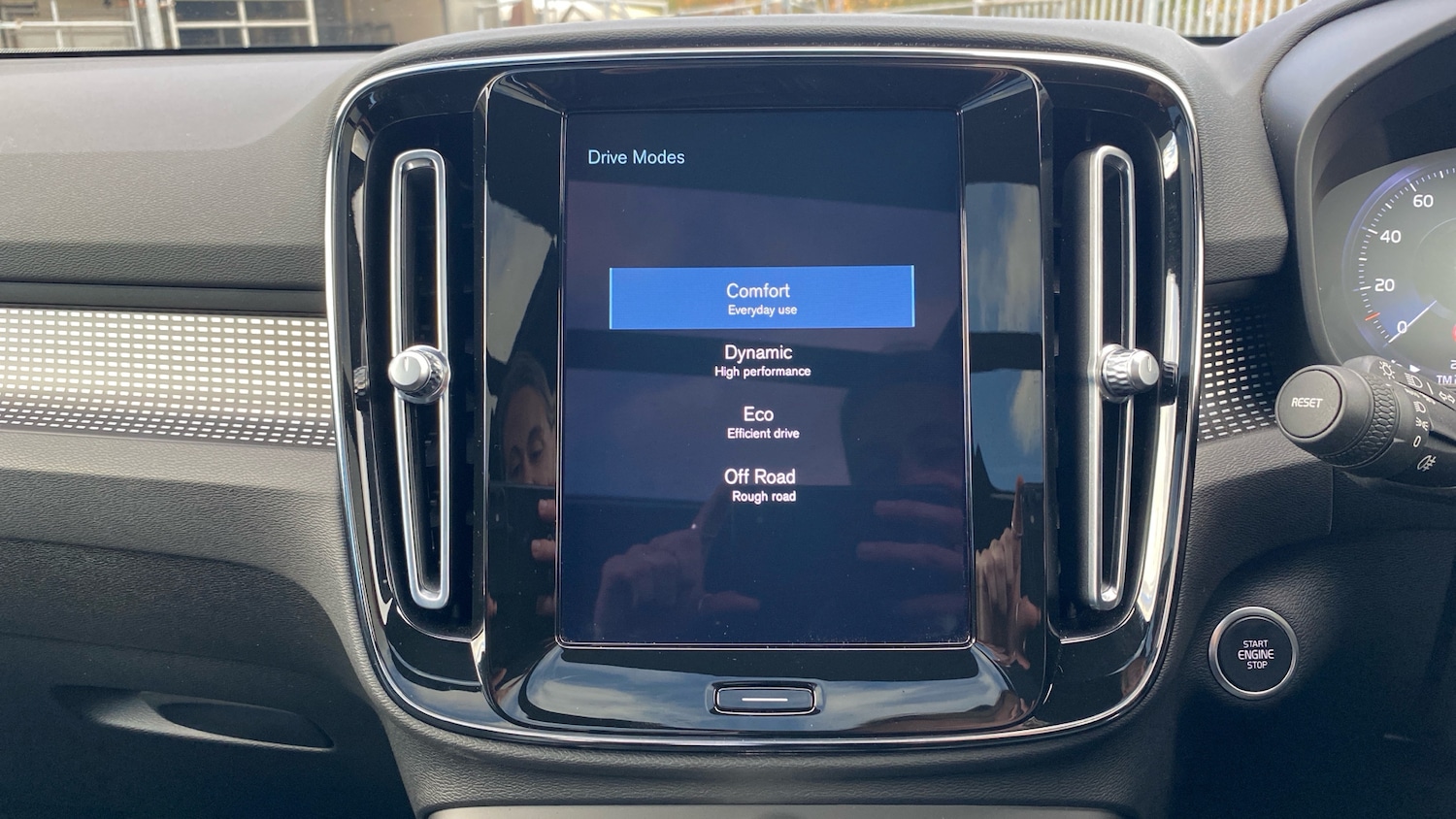 Used Volvo XC40 2021 for sale - 76653193: Photo 33