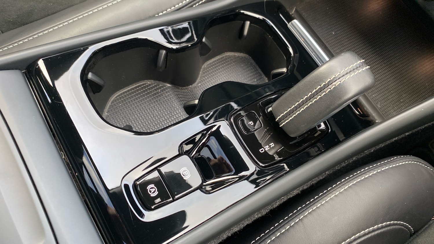 Used Volvo XC40 2021 for sale - 76653193: Photo 36