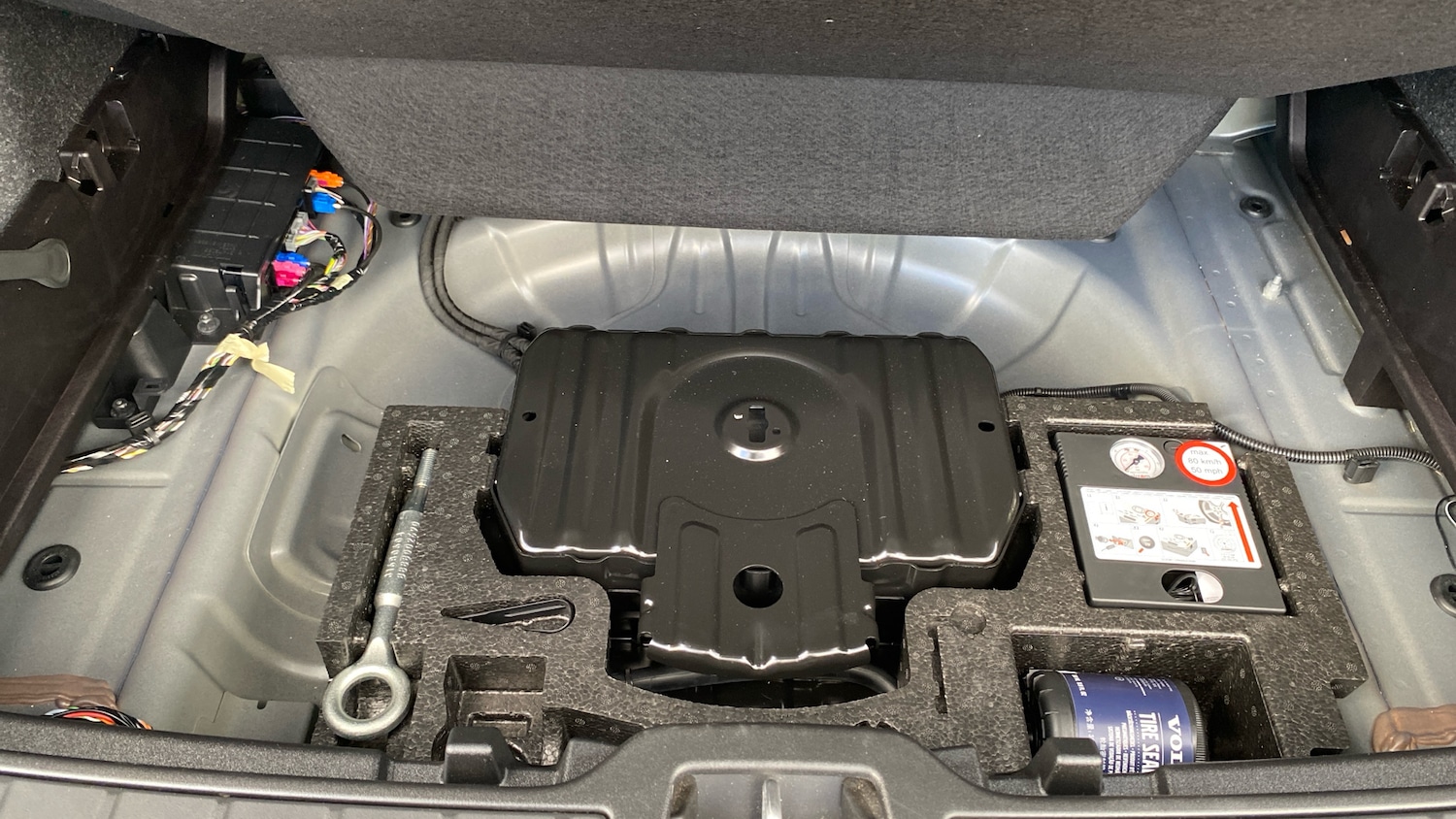 Used Volvo XC40 2021 for sale - 76653193: Photo 40