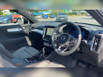 Used Volvo XC40 2024 for sale - 78671288: Photo