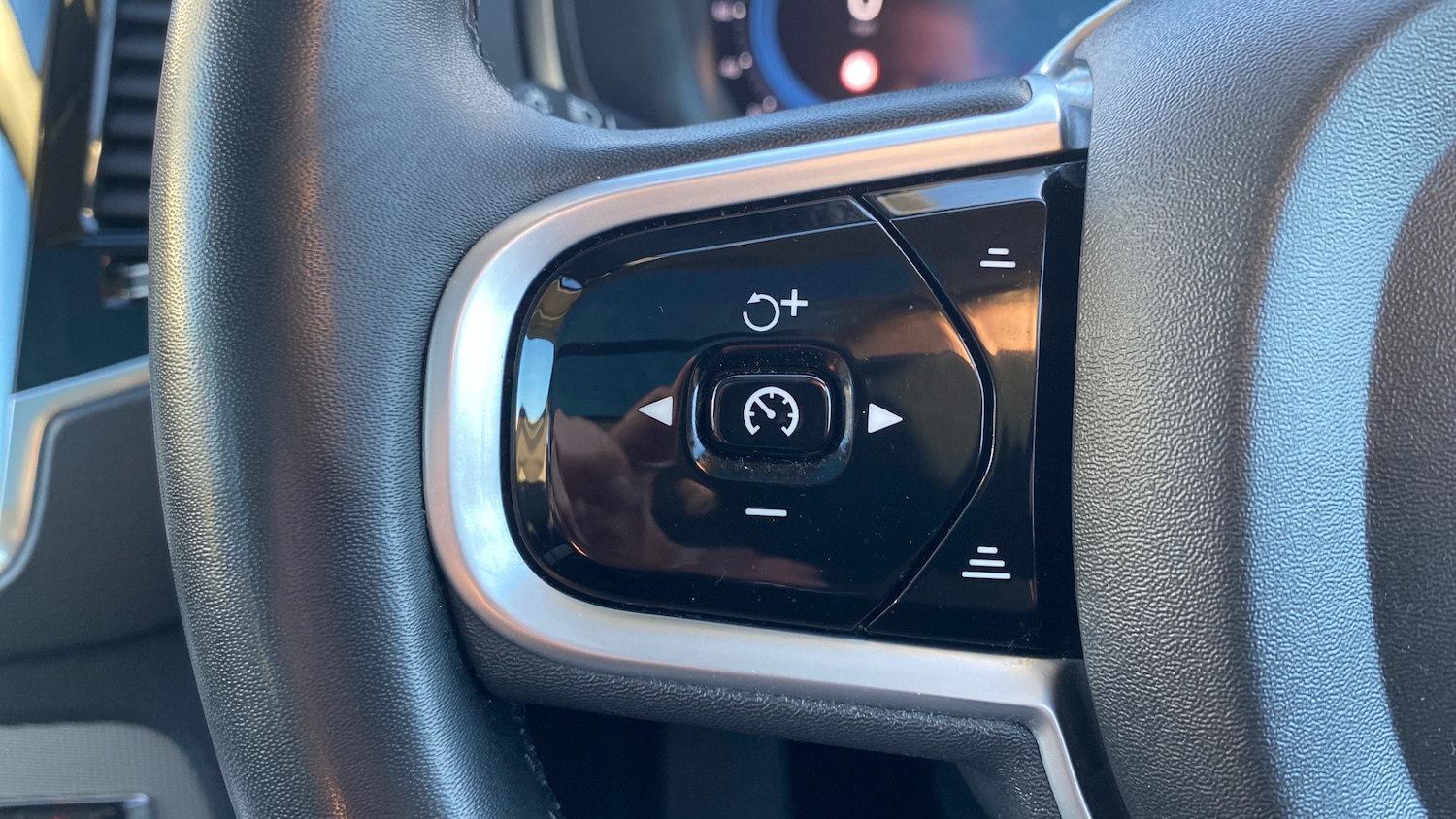 Used Volvo XC90 2022 for sale - 76653186: Photo 16