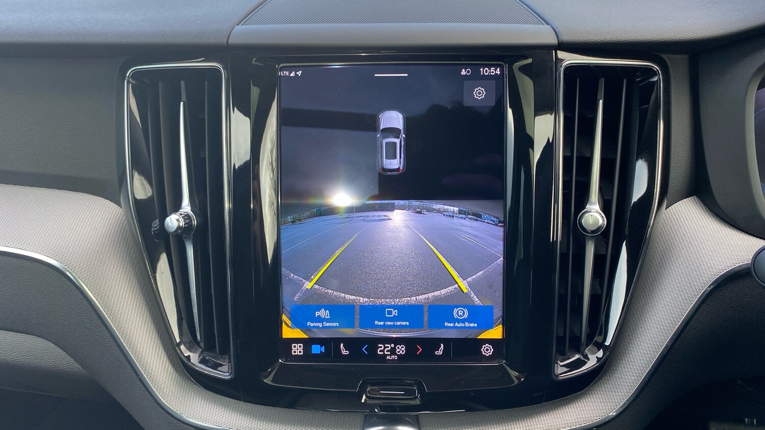 Used Volvo XC60 2022 for sale - 77501630: Photo 16