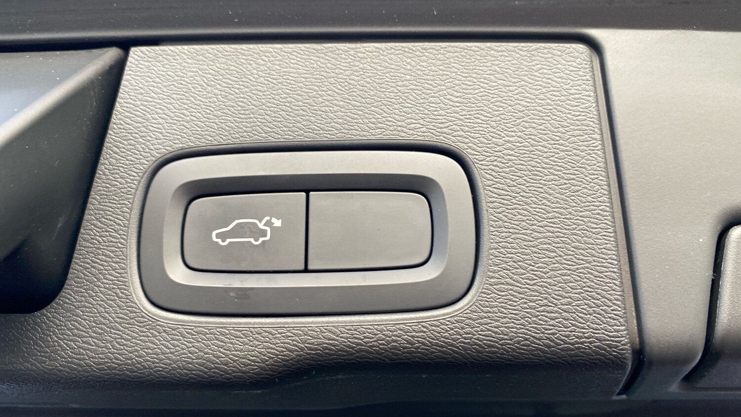 Used Volvo XC60 2022 for sale - 77501630: Photo 28