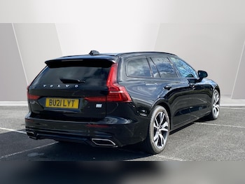 Used Volvo V60 2021 for sale - 78309733: Photo