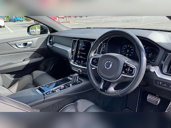 Used Volvo V60 2021 for sale - 78309733: Photo