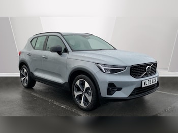 2025 (75) - 2.0 B4P Plus Dark 5dr Auto Petrol Estate