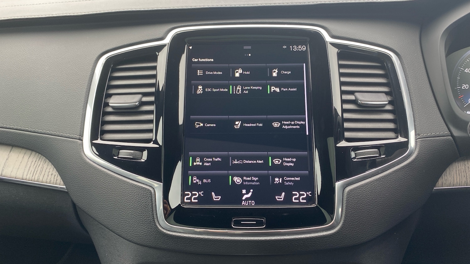 Used Volvo XC90 2022 for sale - 76653243: Photo 35