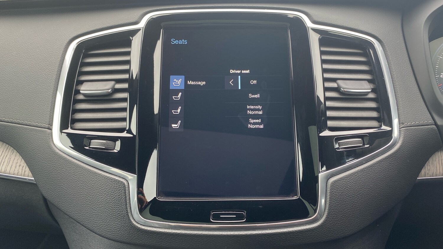 Used Volvo XC90 2022 for sale - 76653243: Photo 41