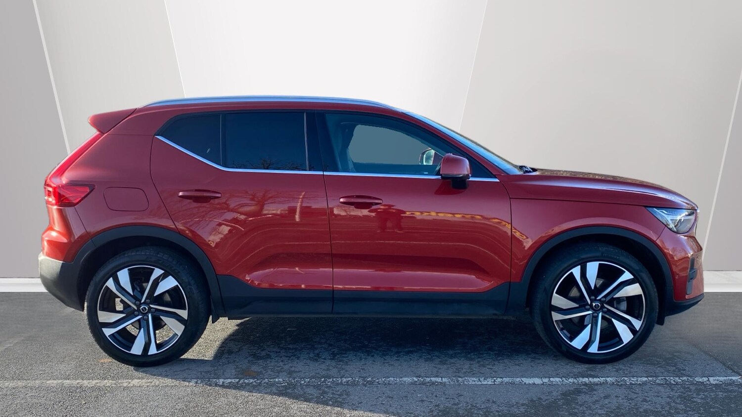 Used Volvo XC40 2024 for sale - 76738665: Photo 3