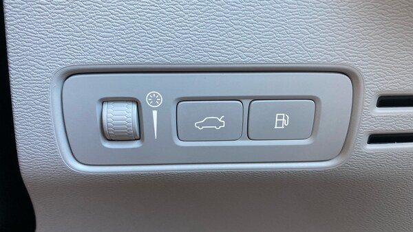 Used Volvo XC40 2022 for sale - 75443733: Photo 38
