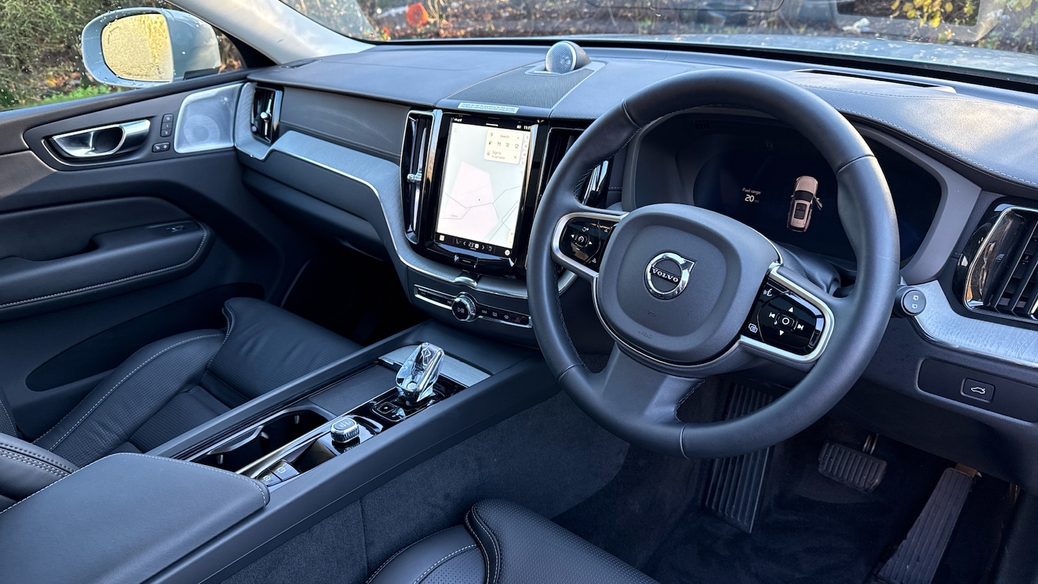 Used Volvo XC60 2025 for sale - 77831626: Photo 4