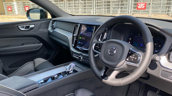 Used Volvo XC60 2024 for sale - 75283057: Photo 5