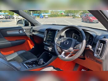 Used Volvo XC40 2018 for sale - 79271355: Photo