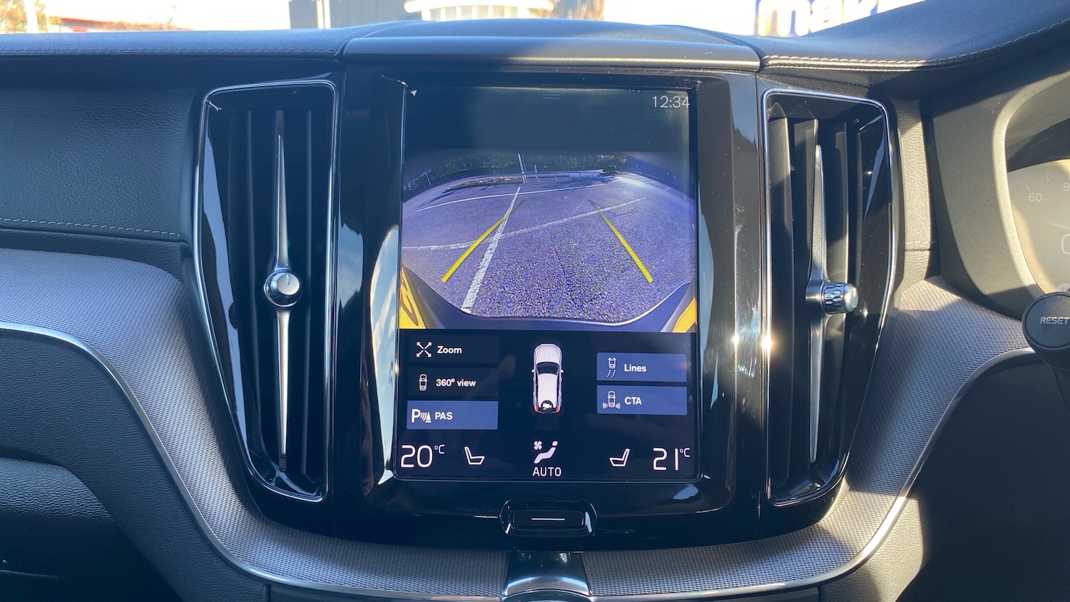 Used Volvo XC60 2019 for sale - 76653279: Photo 29