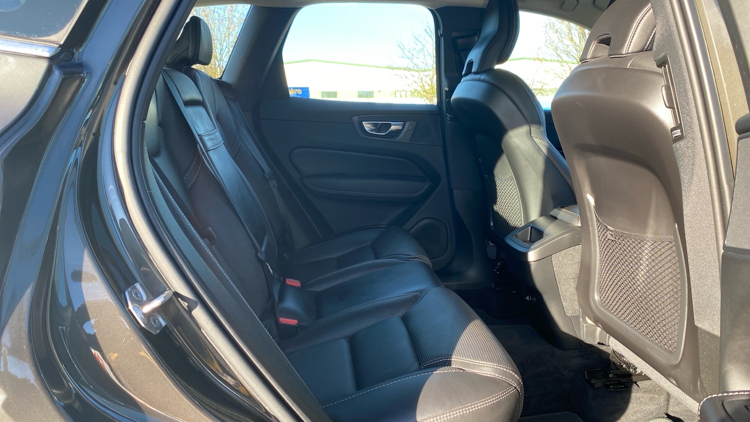 Used Volvo XC60 2019 for sale - 76653279: Photo 6