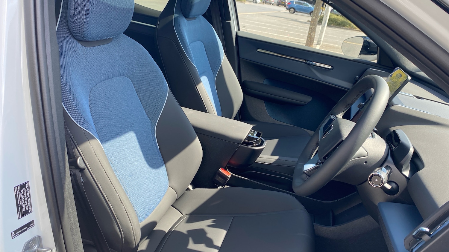 Used Volvo EX30 2025 for sale - 76653297: Photo 9