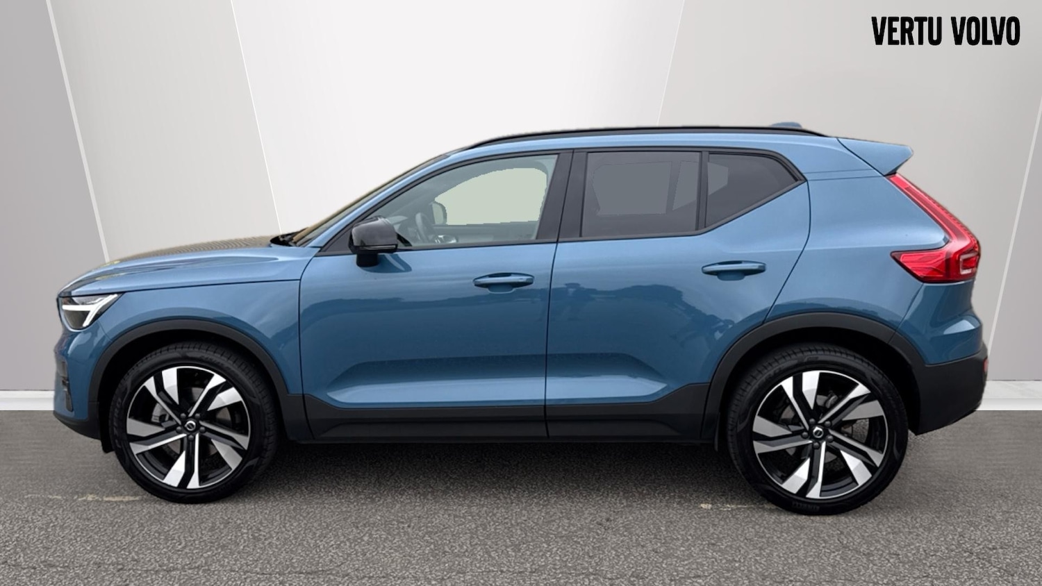 Used Volvo XC40 2024 for sale - 76653226: Photo 8