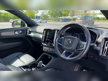 Used Volvo XC40 2020 for sale - 78353181: Photo
