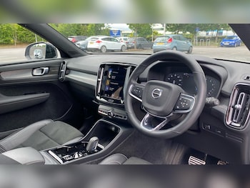 Used Volvo XC40 2021 for sale - 78552802: Photo