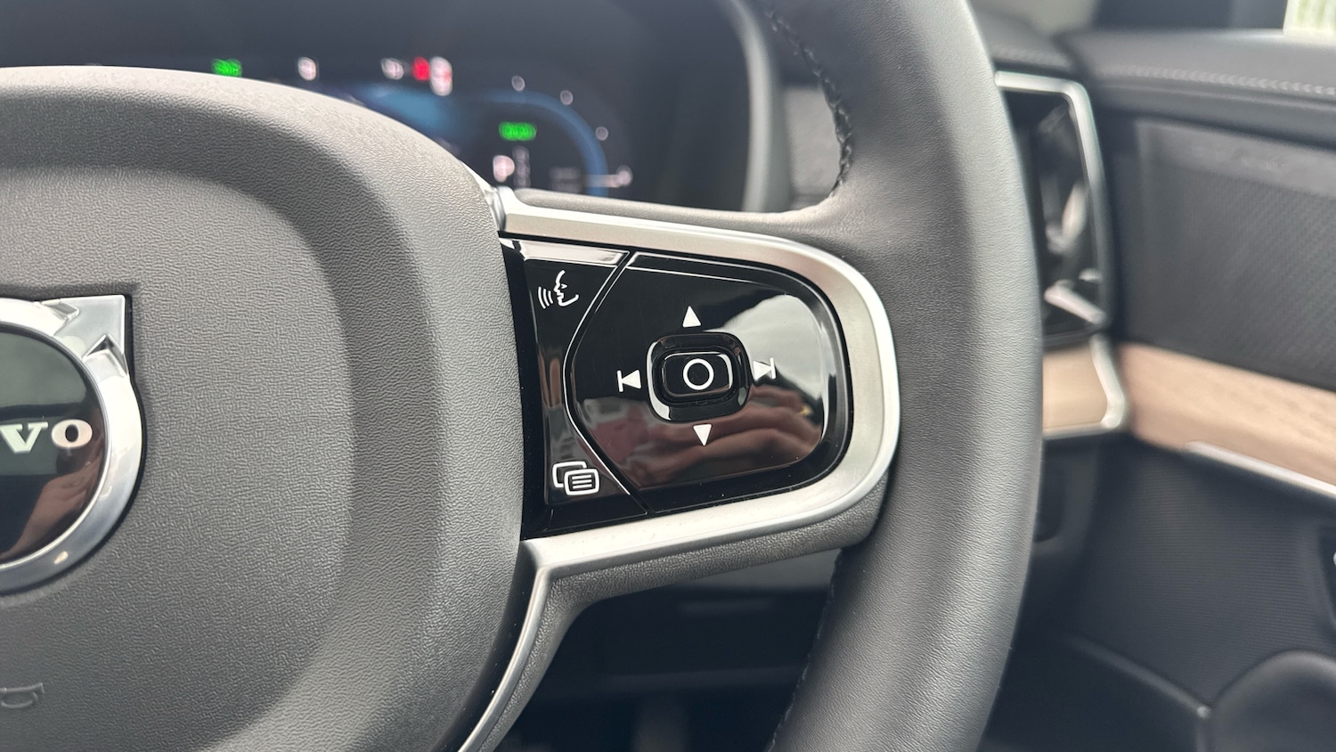 Used Volvo XC90 2025 for sale - 76653247: Photo 19