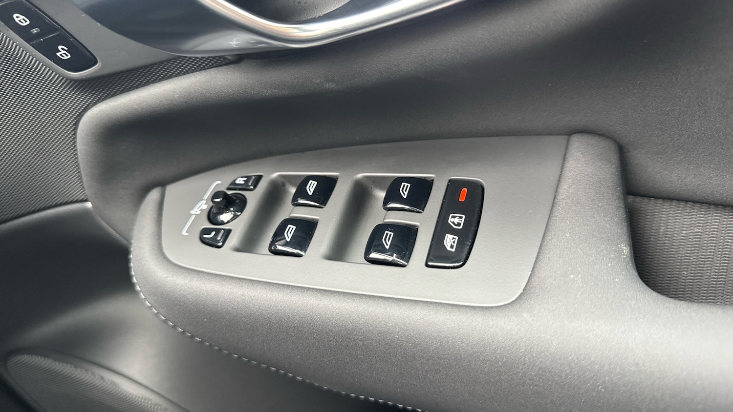 Used Volvo XC90 2025 for sale - 76653247: Photo 26