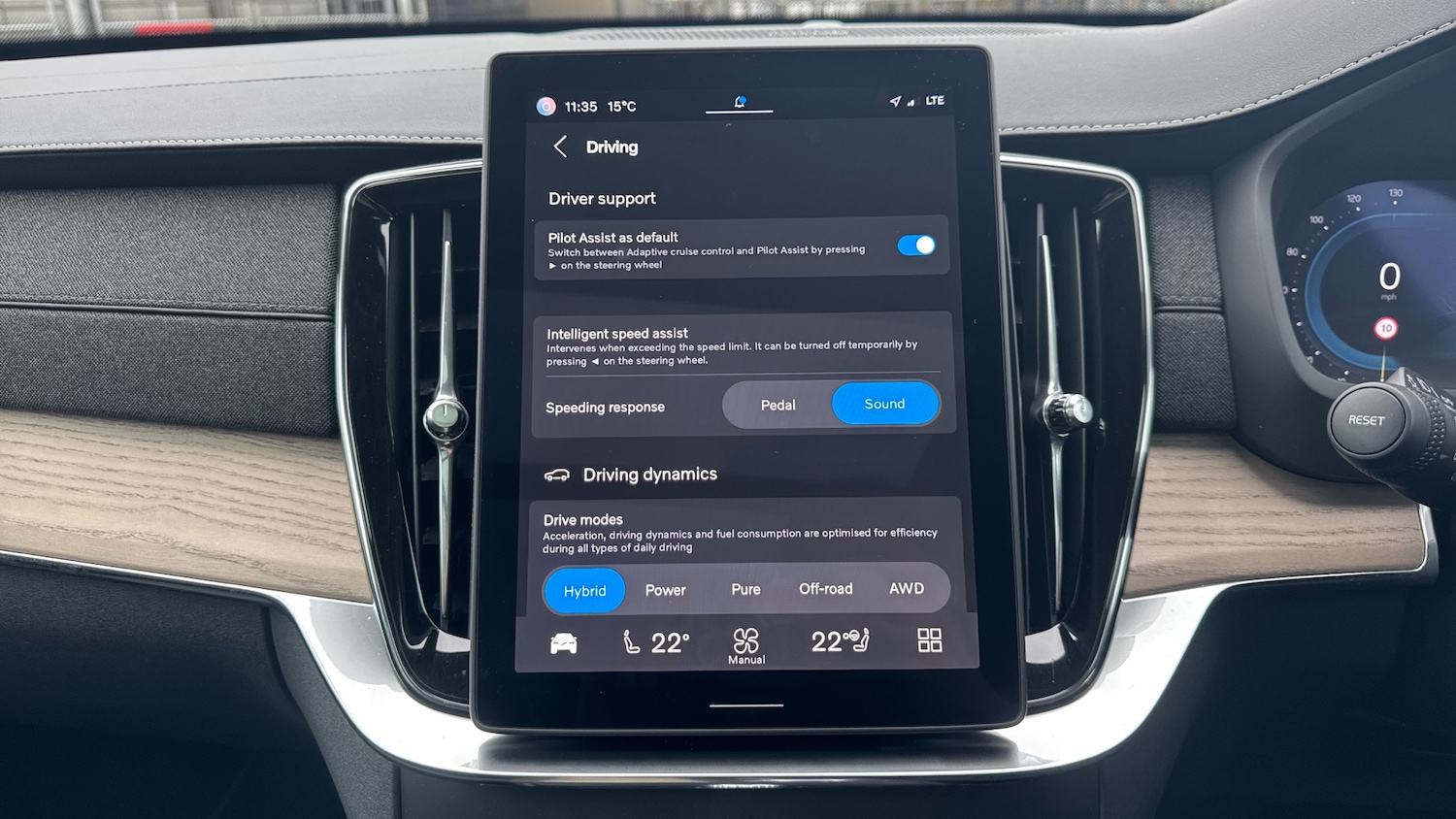 Used Volvo XC90 2025 for sale - 76653247: Photo 30