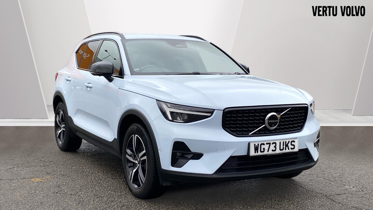 Used Volvo XC40 2023 for sale - 76653337: Photo 1