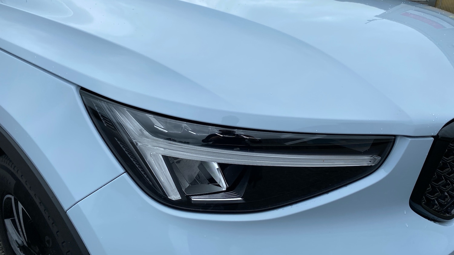 Used Volvo XC40 2023 for sale - 76653337: Photo 27