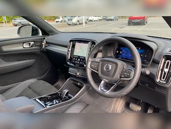 Used Volvo XC40 2022 for sale - 79596152: Photo