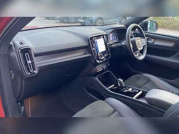 Used Volvo XC40 2021 for sale - 77818687: Photo