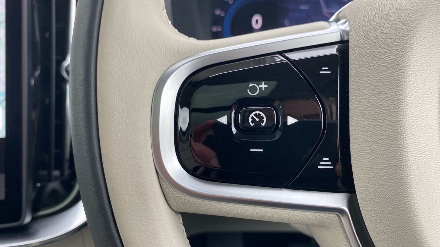 Used Volvo XC90 2025 for sale - 76653245: Photo 18