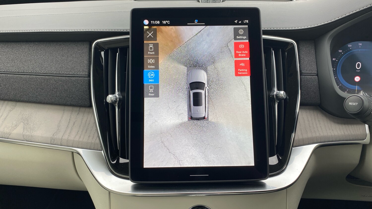 Used Volvo XC90 2025 for sale - 76653245: Photo 38