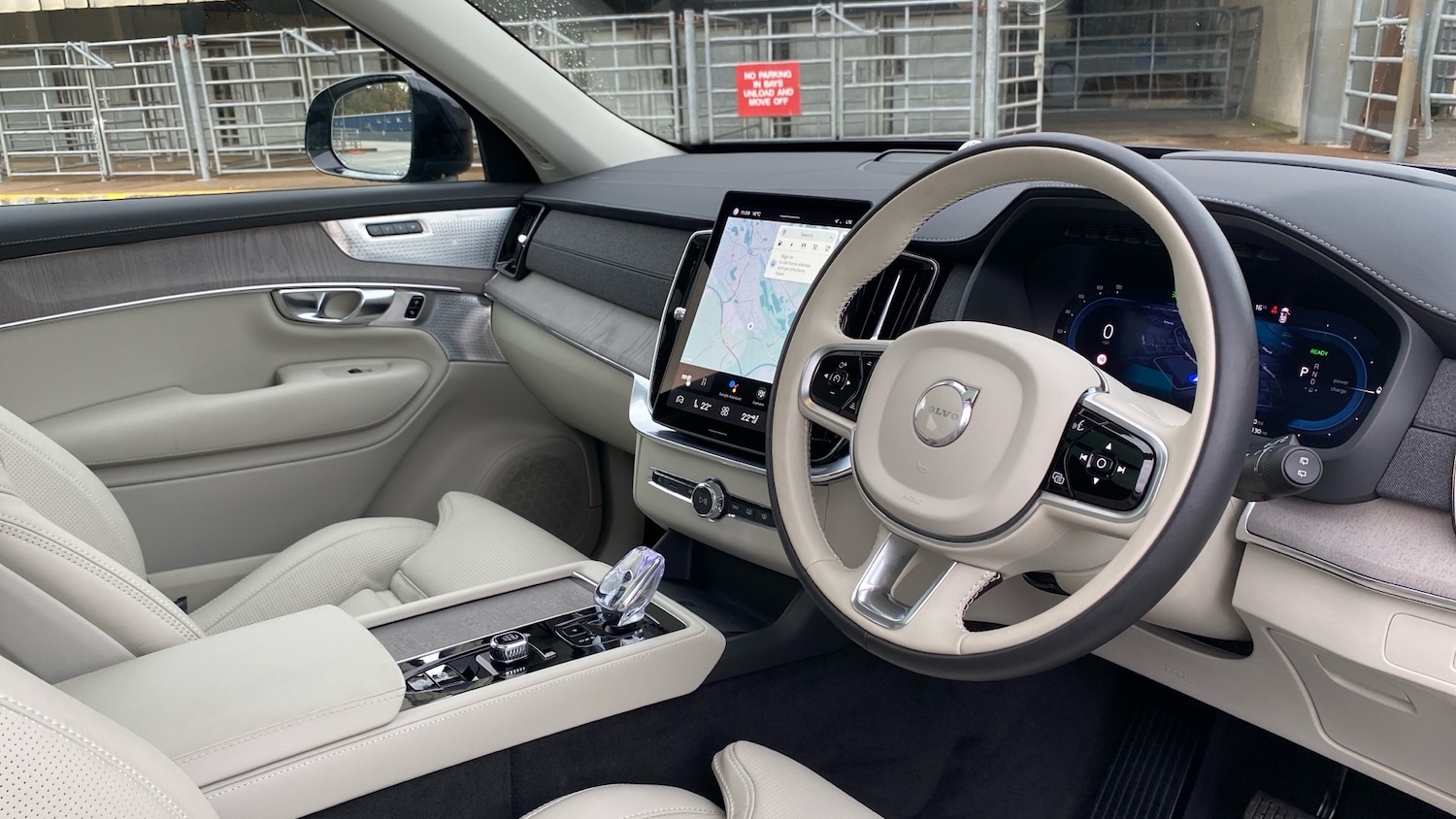 Used Volvo XC90 2025 for sale - 76653245: Photo 5