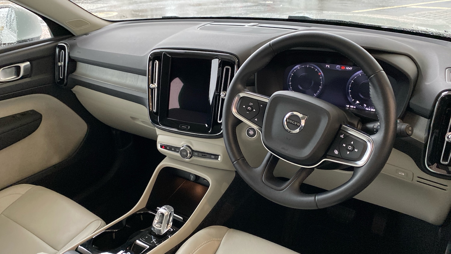 Used Volvo XC40 2020 for sale - 77367495: Photo 4