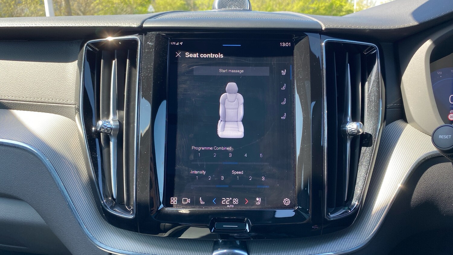 Used Volvo XC60 2025 for sale - 78224025: Photo 27