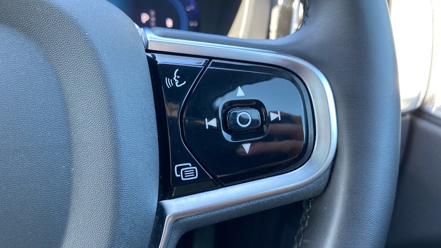 Used Volvo XC60 2025 for sale - 78224025: Photo 31