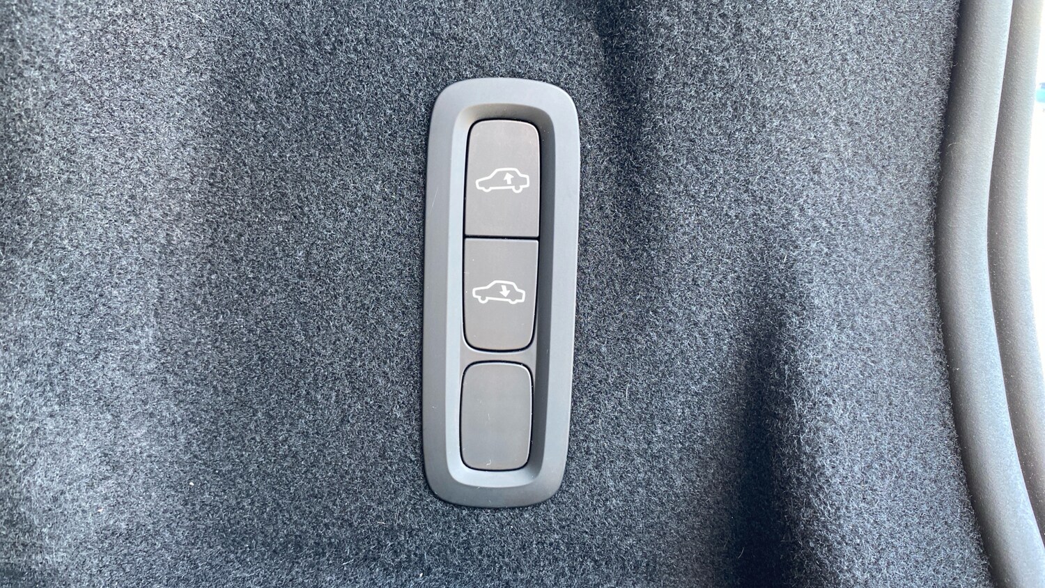 Used Volvo XC60 2025 for sale - 78224025: Photo 40