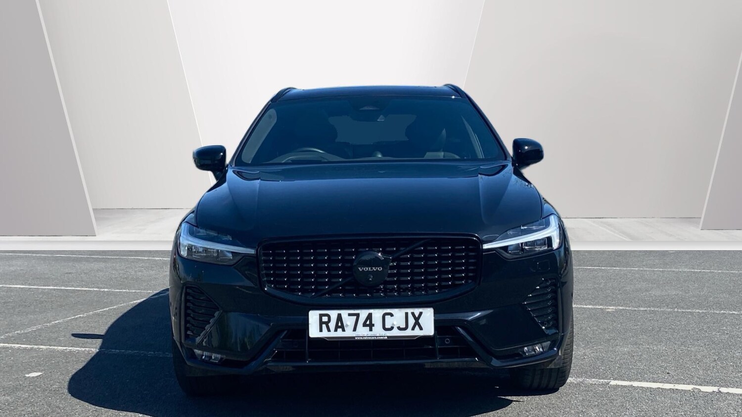 Used Volvo XC60 2025 for sale - 78224025: Photo 8
