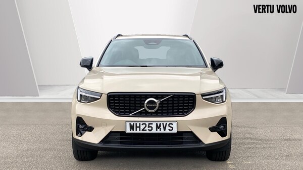 Used Volvo XC40 2025 for sale - 75596096: Photo 12