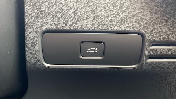 Used Volvo XC40 2025 for sale - 75596096: Photo 38