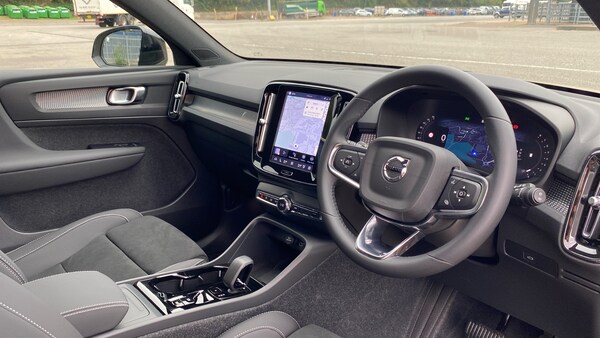 Used Volvo XC40 2025 for sale - 75596096: Photo 5