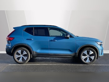 Used Volvo XC40 2022 for sale - 76734927: Photo