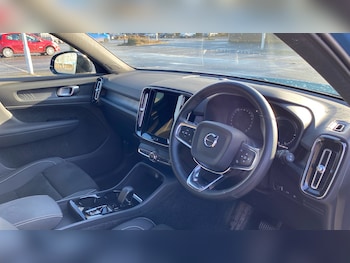 Used Volvo XC40 2022 for sale - 76734927: Photo