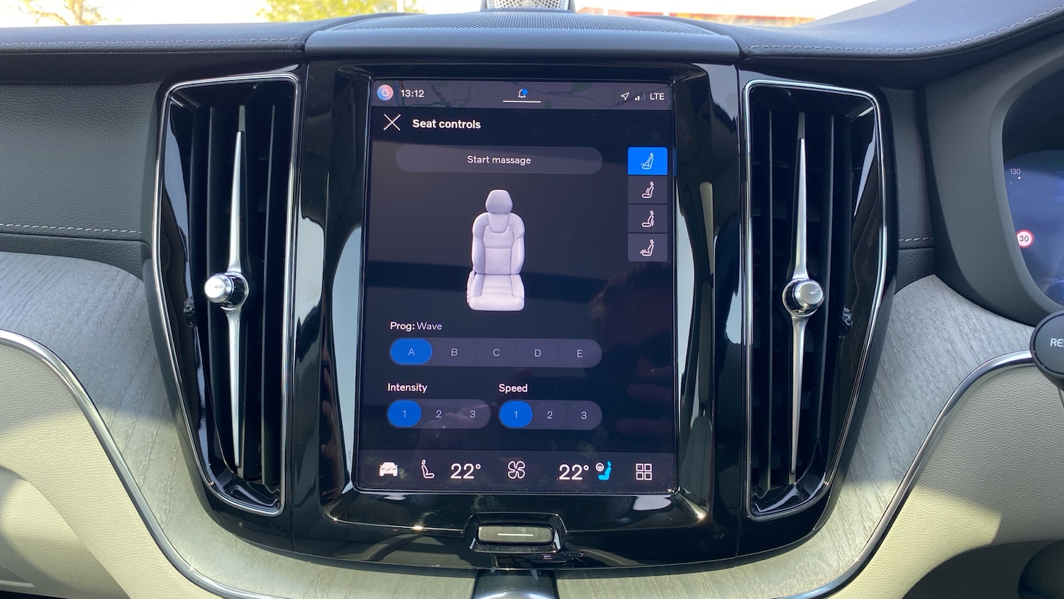 Used Volvo XC60 2024 for sale - 78180157: Photo 28